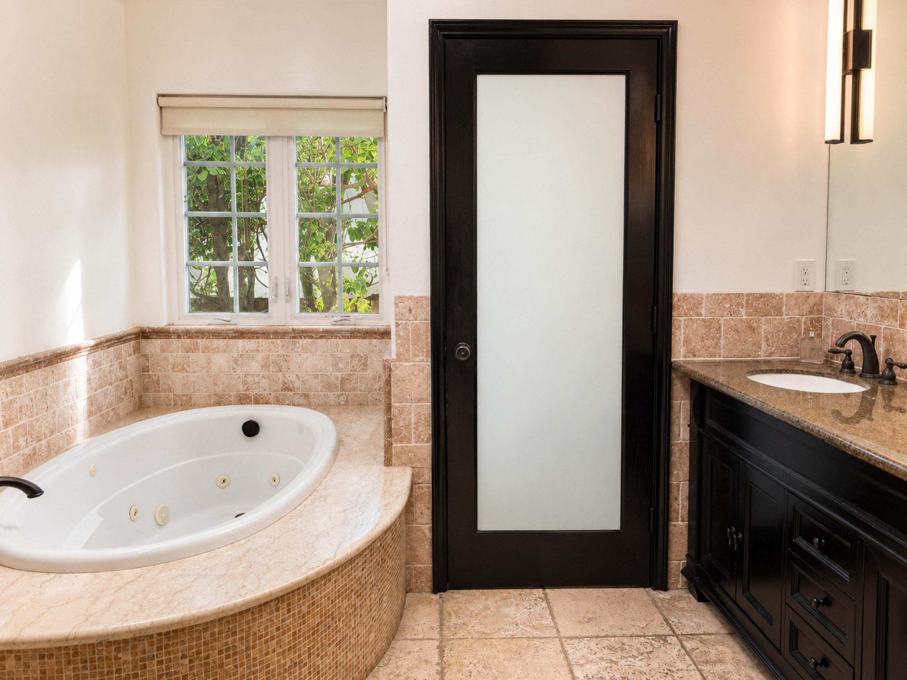 Primary bathroom soaking tub
