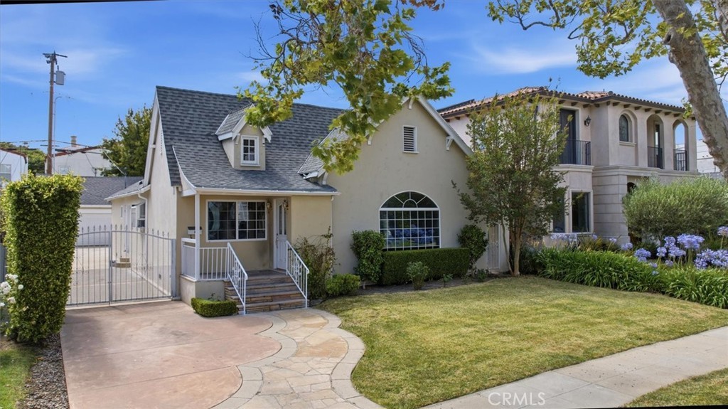 317 S Canon Dr